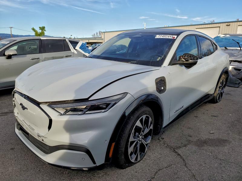 Фото 1 - FORD MUSTANG