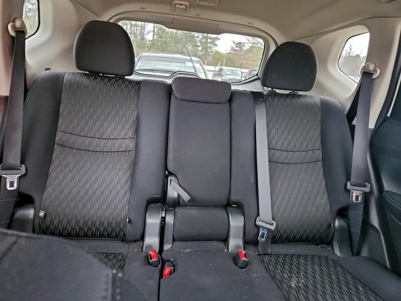 Фото 10 - NISSAN ROGUE