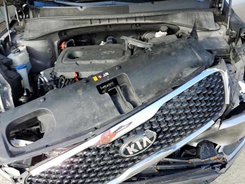 Фото 12 - KIA SORENTO