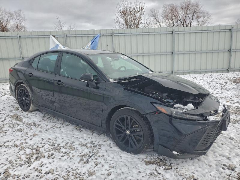 Фото 4 - TOYOTA CAMRY