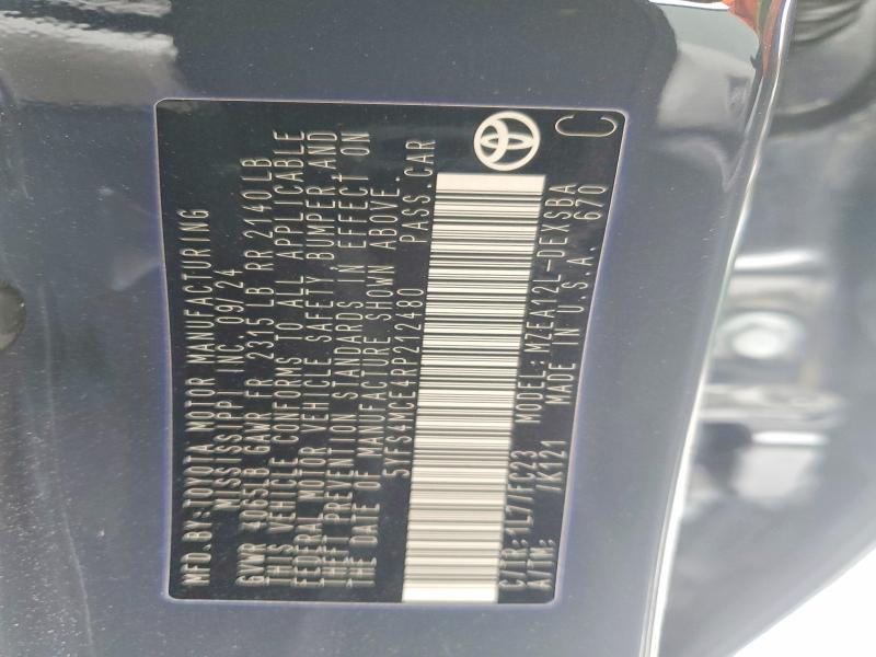 Фото 12 - TOYOTA COROLLA