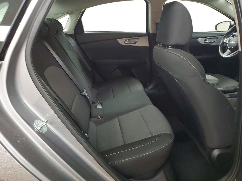 Фото 10 - KIA FORTE