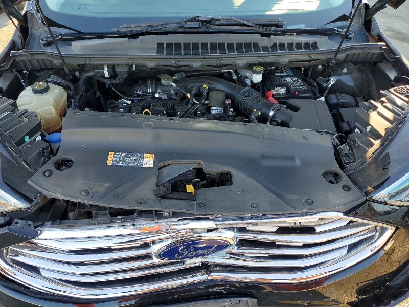 Фото 12 - FORD EDGE