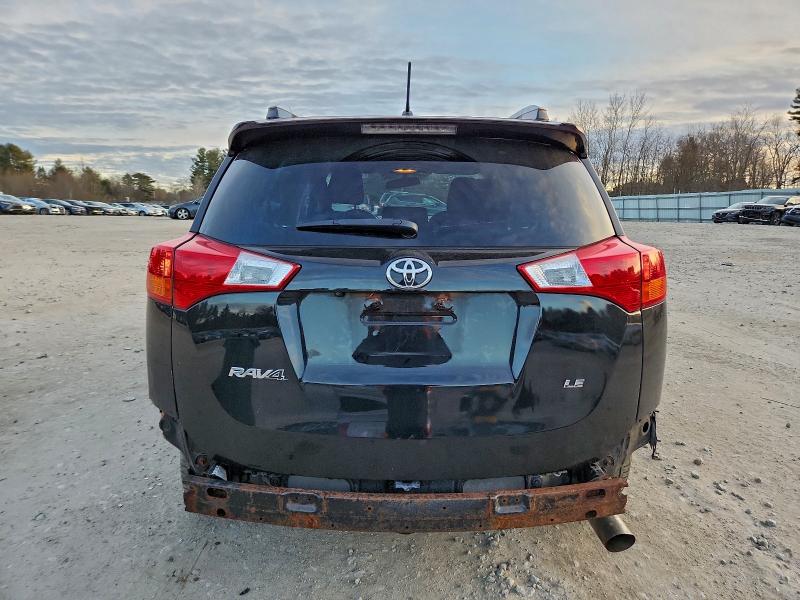 Фото 6 - TOYOTA RAV4
