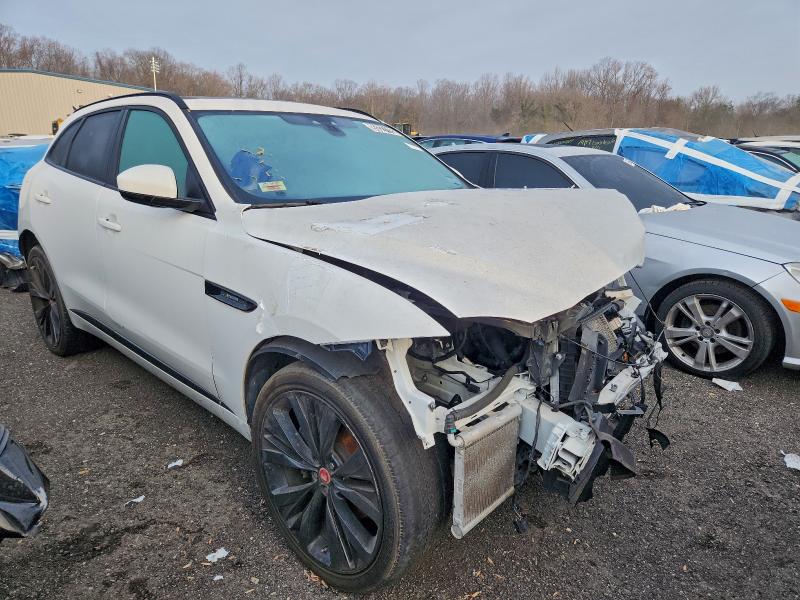 Фото 4 - JAGUAR F-PACE