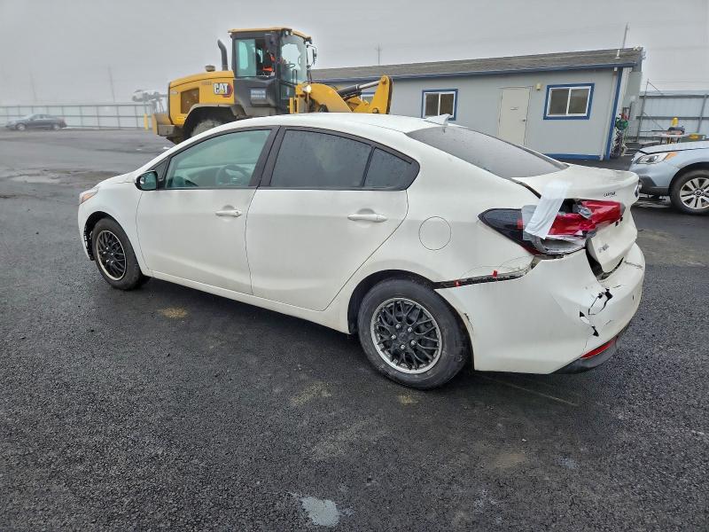 Фото 2 - KIA FORTE