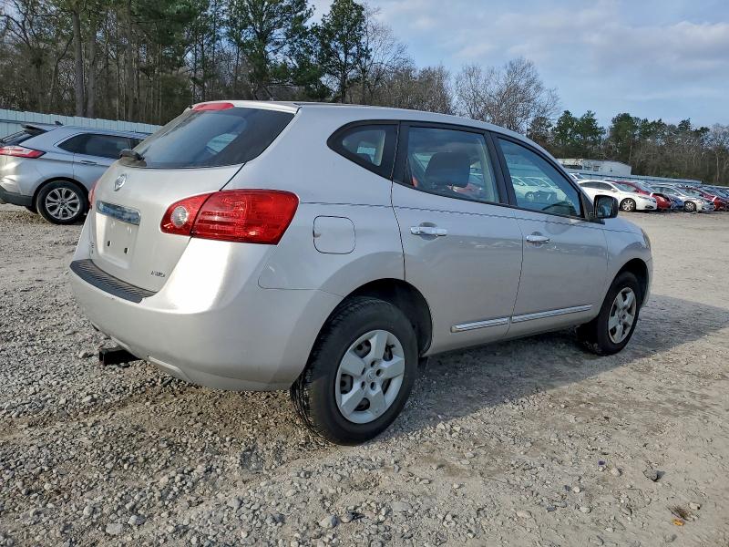 Фото 3 - NISSAN ROGUE