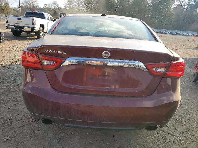 Фото 6 - NISSAN MAXIMA