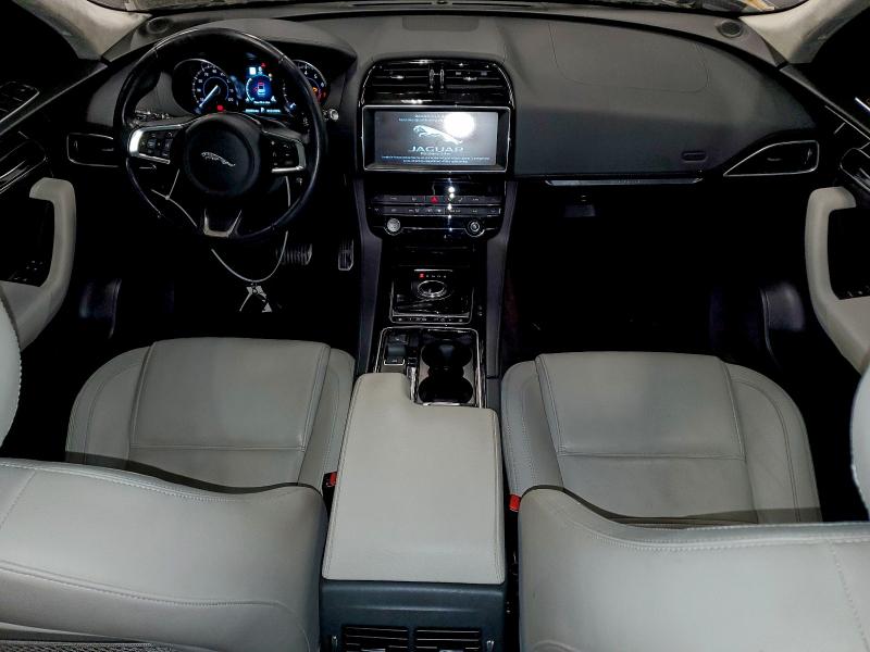 Фото 8 - JAGUAR F-PACE