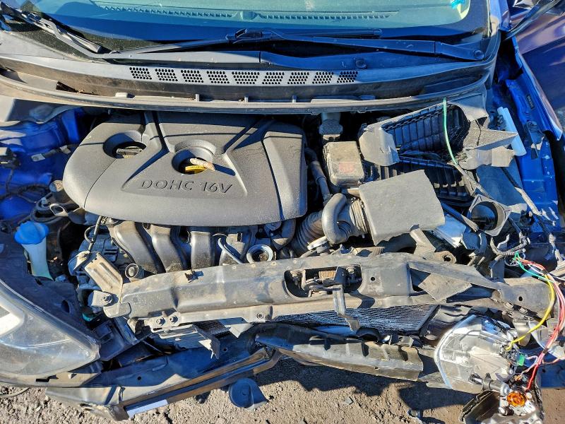 Фото 11 - HYUNDAI ELANTRA