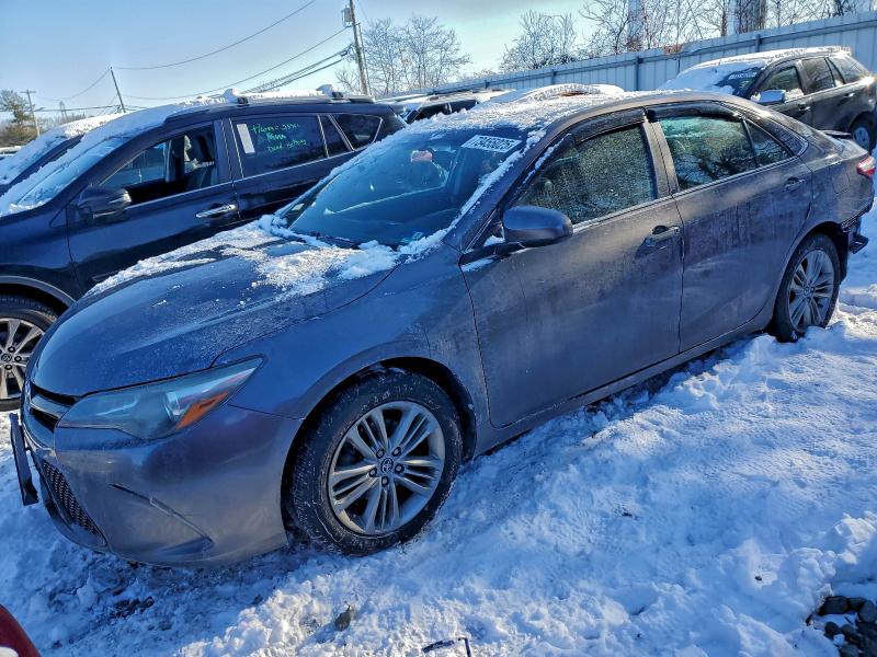 Фото 1 - TOYOTA CAMRY