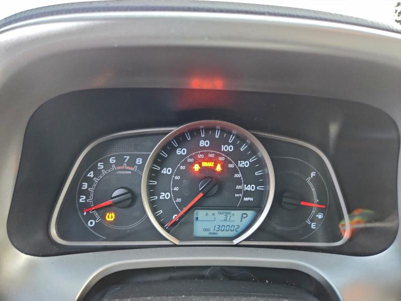 Фото 9 - TOYOTA RAV4