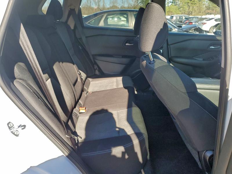 Фото 11 - NISSAN ROGUE