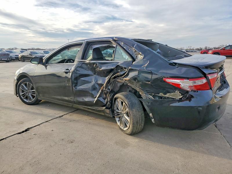 Фото 2 - TOYOTA CAMRY