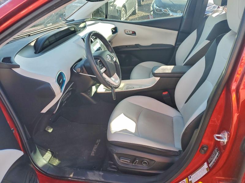 Фото 7 - TOYOTA PRIUS