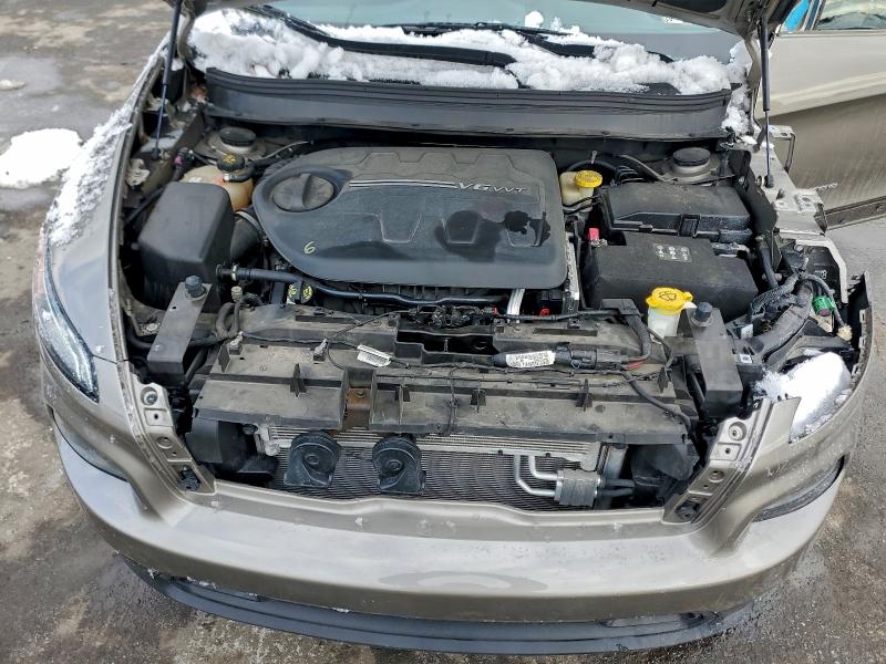 Фото 11 - JEEP GRAND CHER