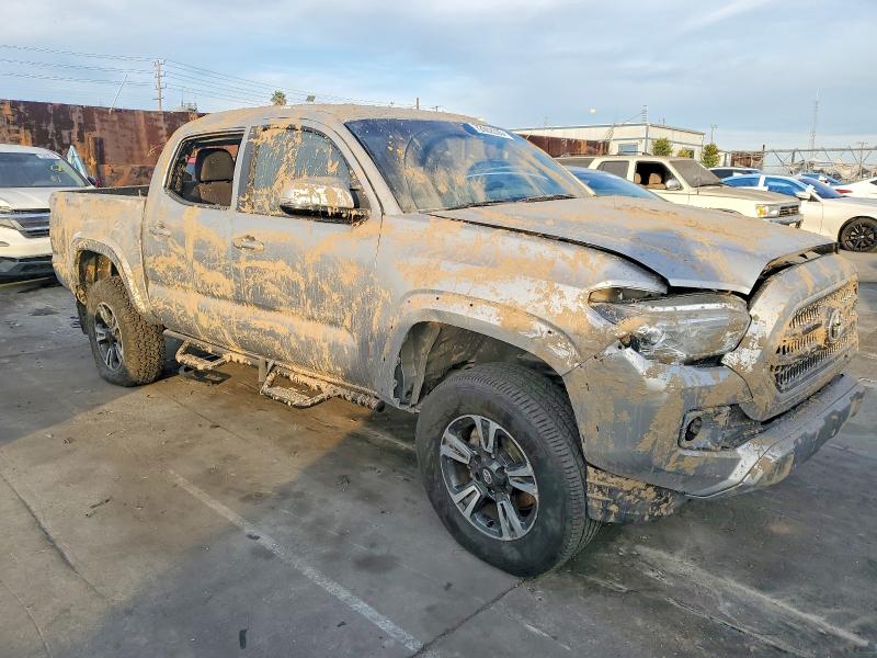 Фото 4 - TOYOTA TACOMA