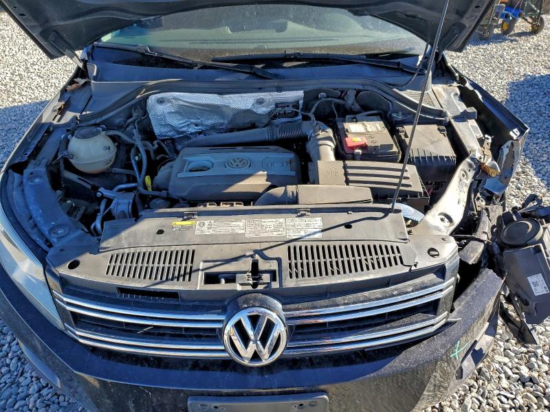 VOLKSWAGEN TIGUAN LIM 2018 VIN WVGBV7AX8JK004281