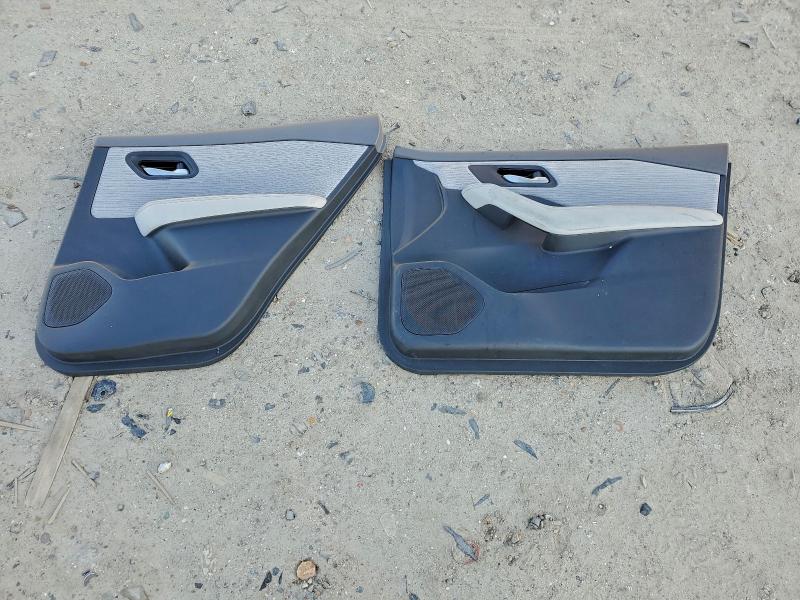 Фото 13 - NISSAN ROGUE