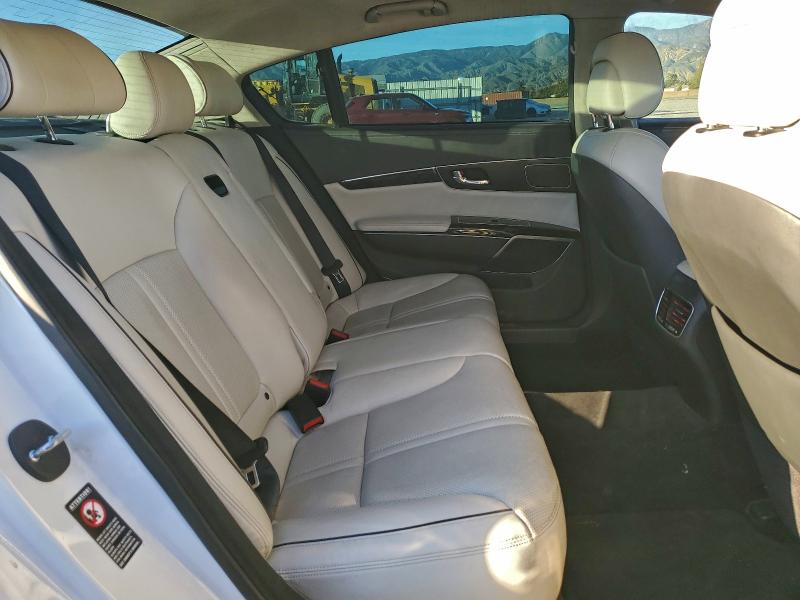 Фото 10 - KIA K900