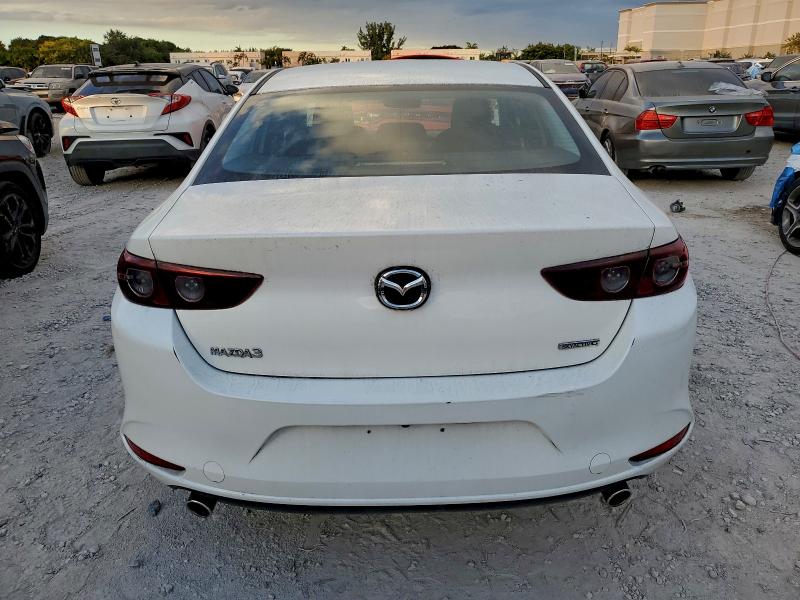 Фото 6 - MAZDA 3