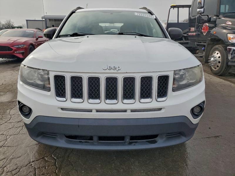 Фото 5 - JEEP COMPASS