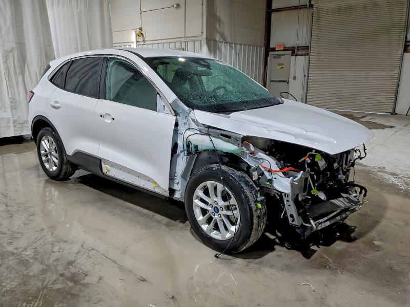 Фото 4 - FORD ESCAPE