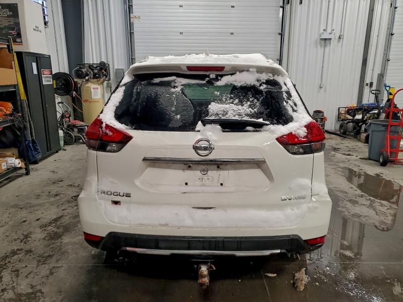 Фото 6 - NISSAN ROGUE