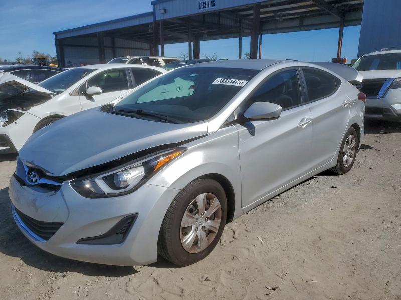 Фото 1 - HYUNDAI ELANTRA