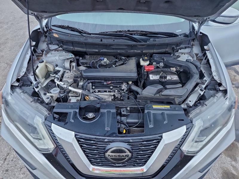 Фото 12 - NISSAN ROGUE