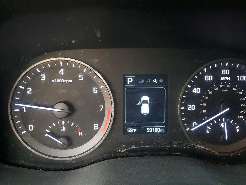 Фото 9 - HYUNDAI TUCSON