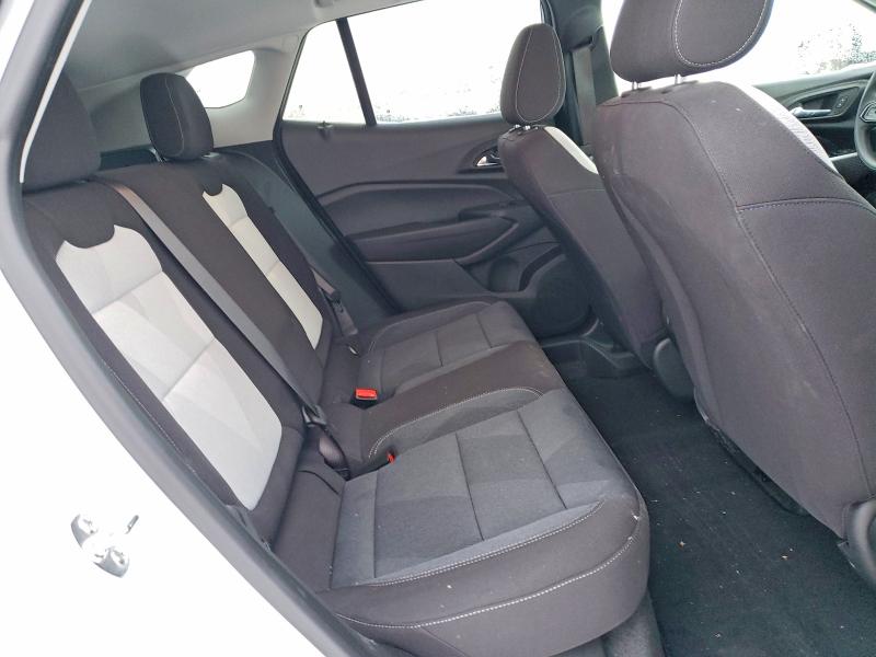 Фото 11 - CHEVROLET TRAX