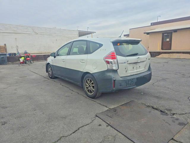 Фото 3 - TOYOTA PRIUS