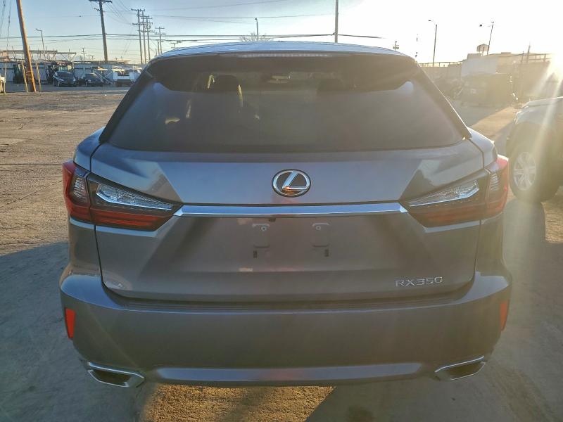 Фото 6 - LEXUS RX350