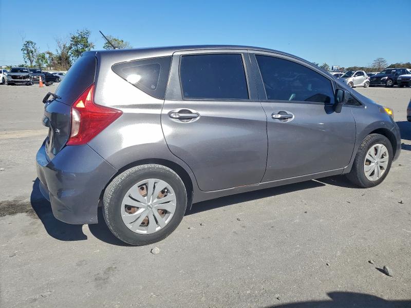 Фото 3 - NISSAN VERSA