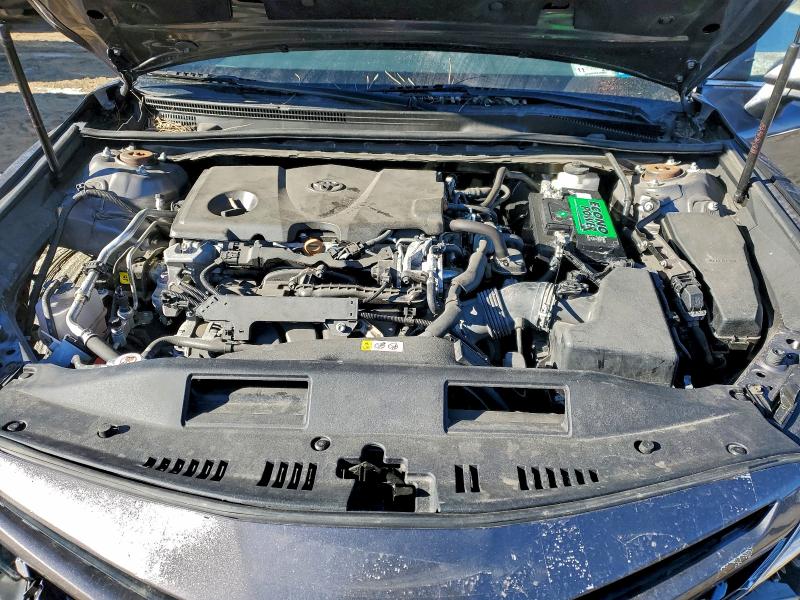 Фото 11 - TOYOTA CAMRY