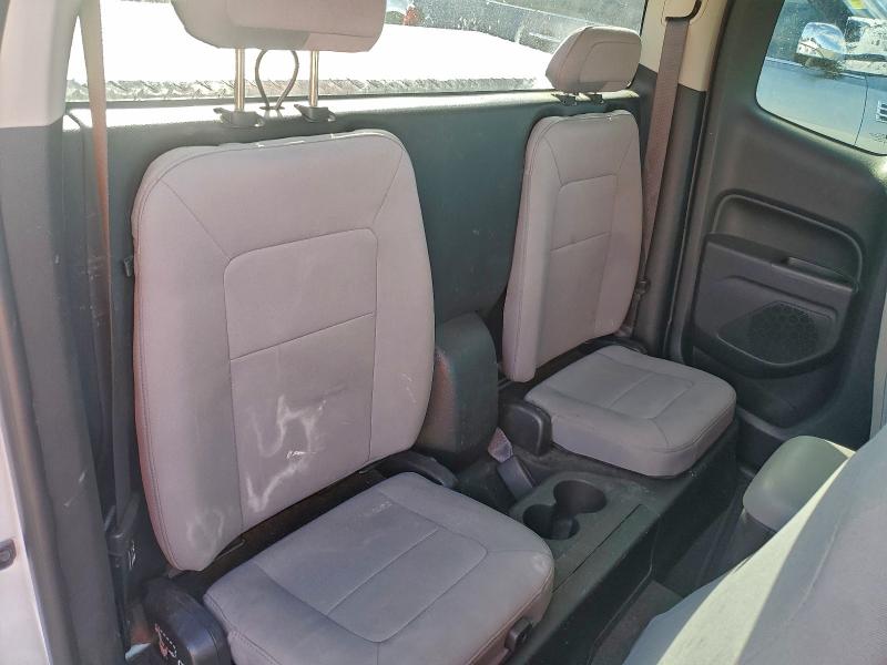 Фото 10 - CHEVROLET COLORADO