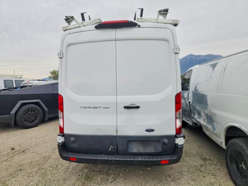 Фото 6 - FORD TRANSIT