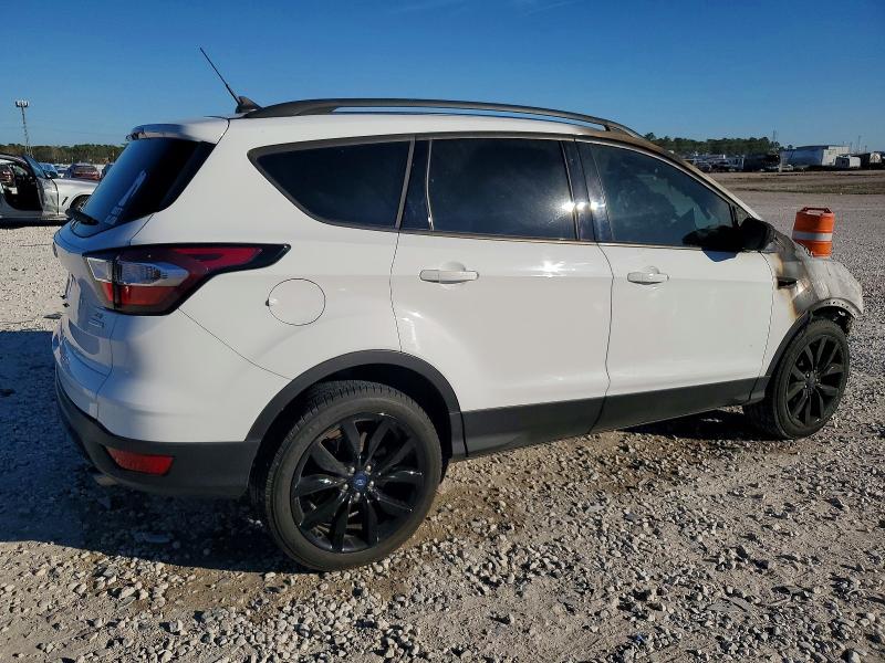 Фото 3 - FORD ESCAPE