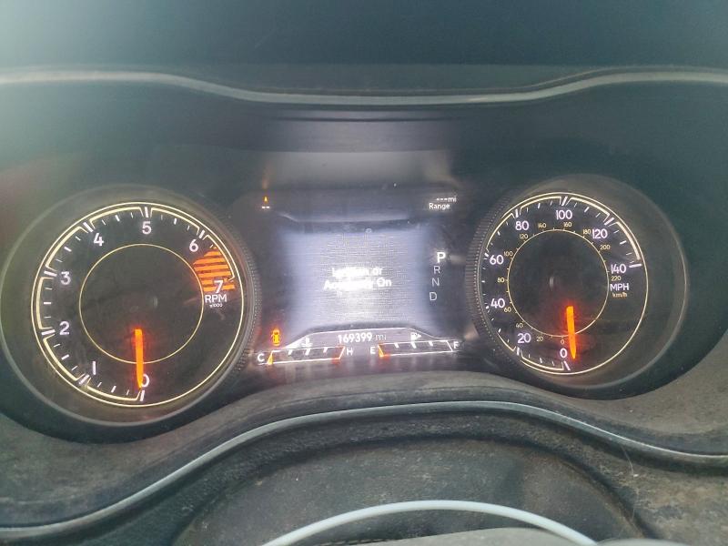 Фото 9 - JEEP GRAND CHER