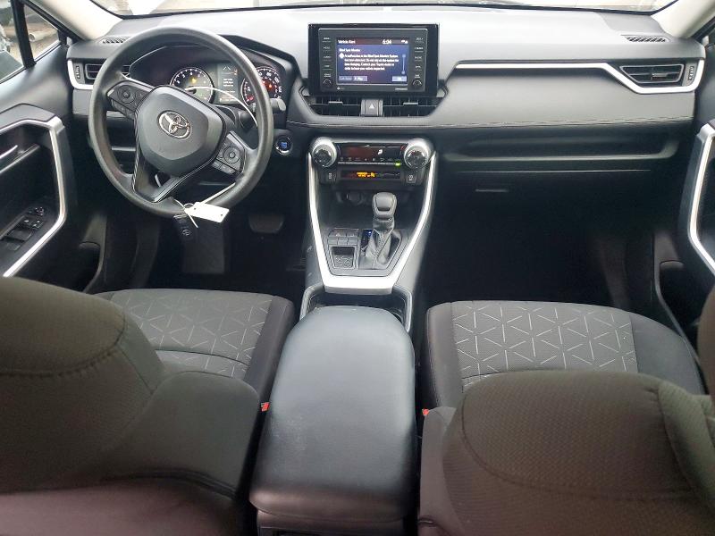 Фото 8 - TOYOTA RAV4