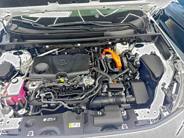 Фото 7 - TOYOTA RAV4