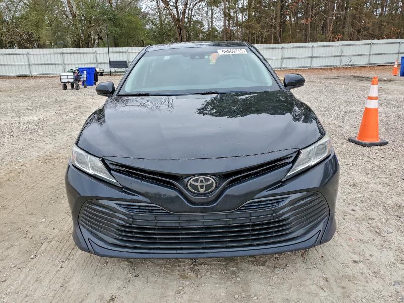 Фото 5 - TOYOTA CAMRY