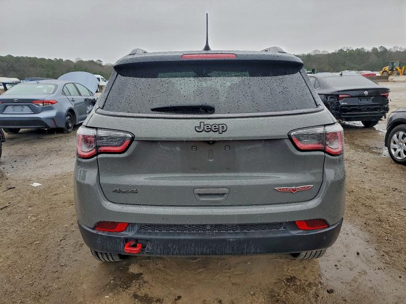 Фото 6 - JEEP COMPASS