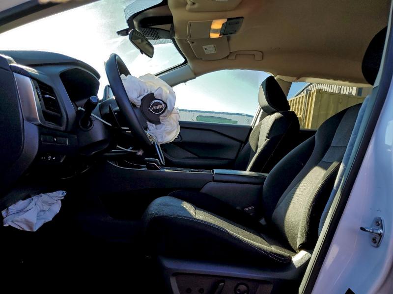 Фото 7 - NISSAN ROGUE