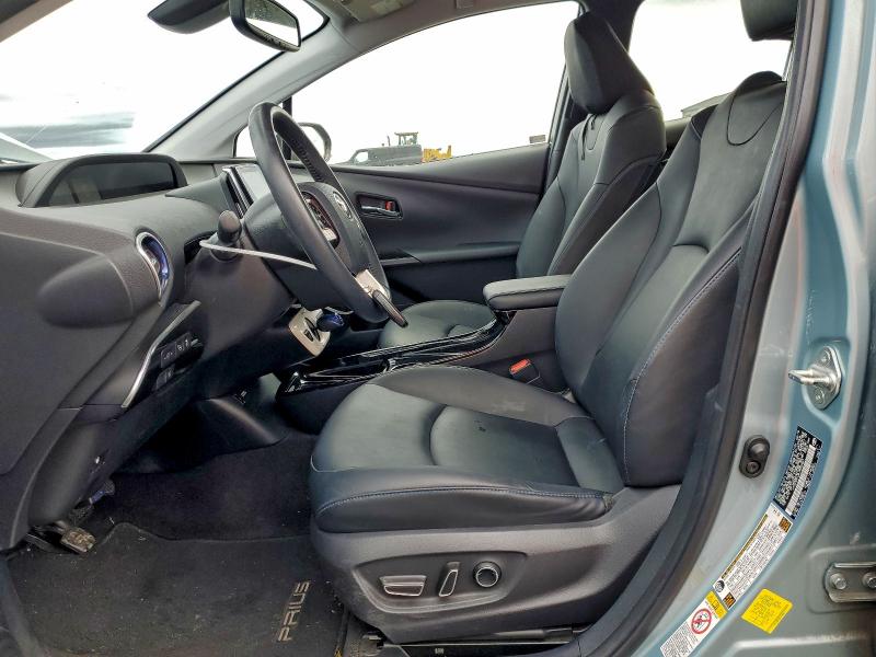 Фото 7 - TOYOTA PRIUS