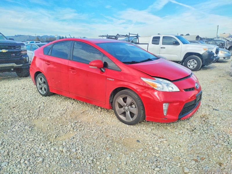 Фото 4 - TOYOTA PRIUS