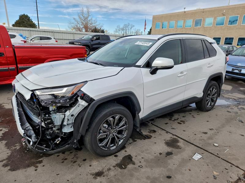 Фото 1 - TOYOTA RAV4