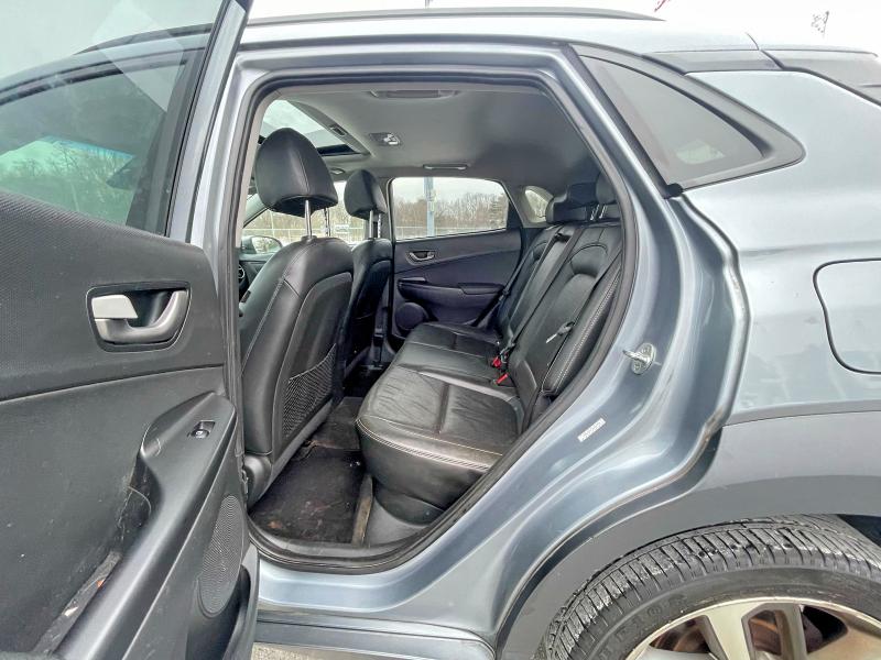 Фото 12 - HYUNDAI KONA