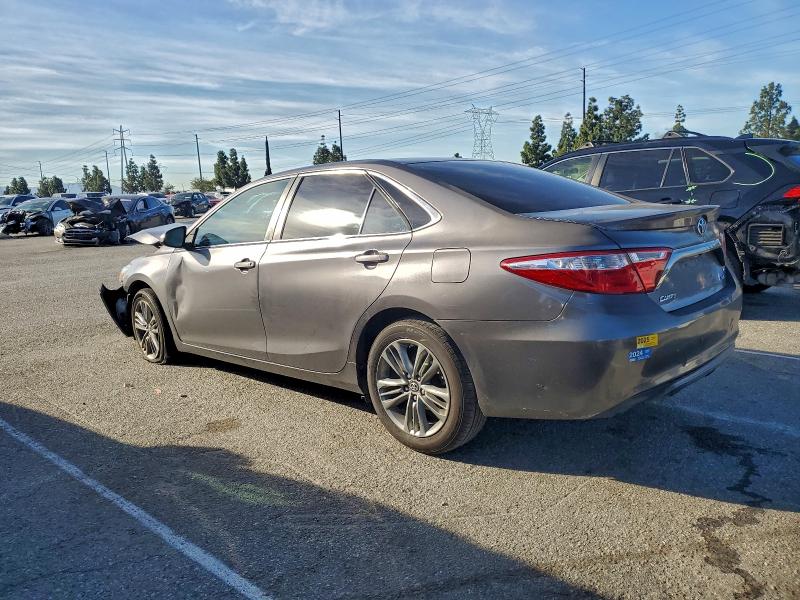 Фото 2 - TOYOTA CAMRY